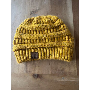 Women's C.C Exclusives Mustard Multi-color Knit Beanie One Size